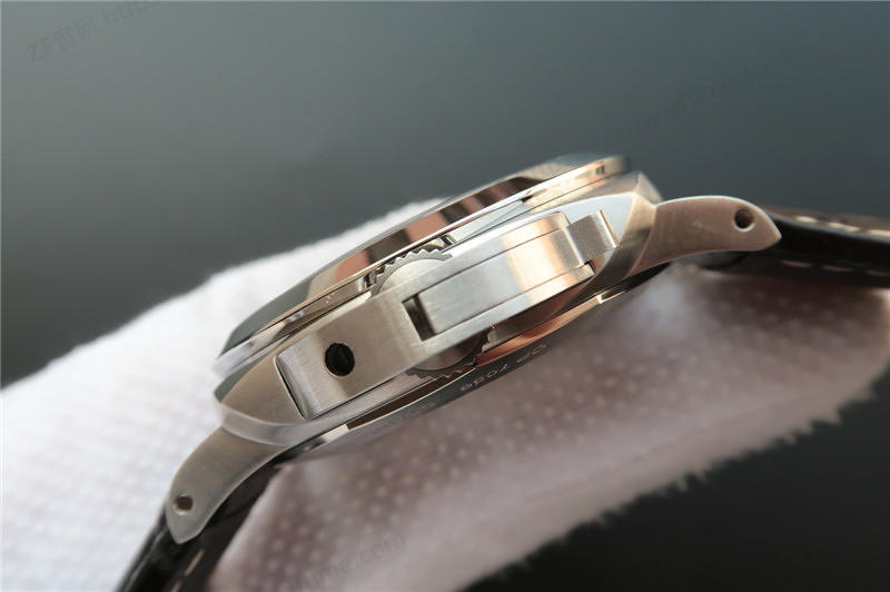 ZF厂沛纳海PAM01312腕表对比评测  第3张